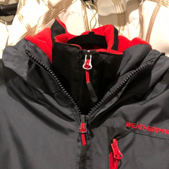 Coat - Picture 4 of 6